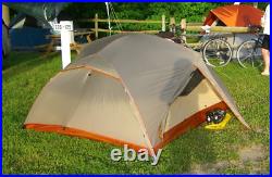Big Agnes Copper Spur UL3 tent with Footprint & Gear Pockets
