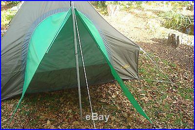 Cabela's Outback Lodge Tent #1K514192. 4 man. 8' x 8
