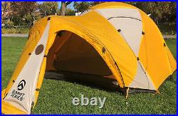 North Face Bastion 4 Tent Rare Color White + Yellow! Near Mint