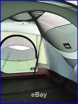 REI Base Camp 6 Tent for Camping + Footprint Used 2x! Sleeps 6 Green