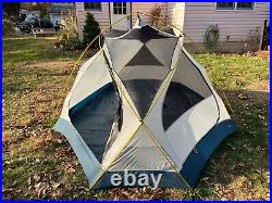 REI TAJ 3-Person 3-Season Lightweight Backpacking Camping Tent