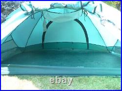 The North Face Nebula 3-Season 2-Person Lightweight Camping Tent with Footprint
