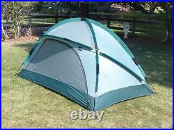 The North Face Nebula 3-Season 2-Person Lightweight Camping Tent with Footprint