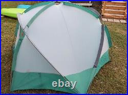 Vintage Jansport Tent 2 or 3 person green Geodesic