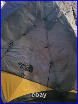 Vintage North Face Peregrine Tent Spacious 2 Person With Rain Guard